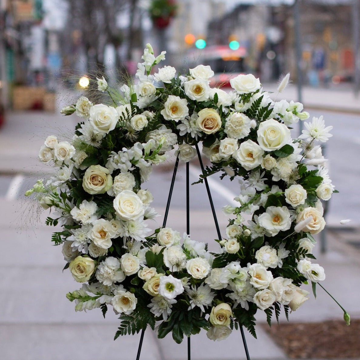 Round Sympathy Wreath - Classic